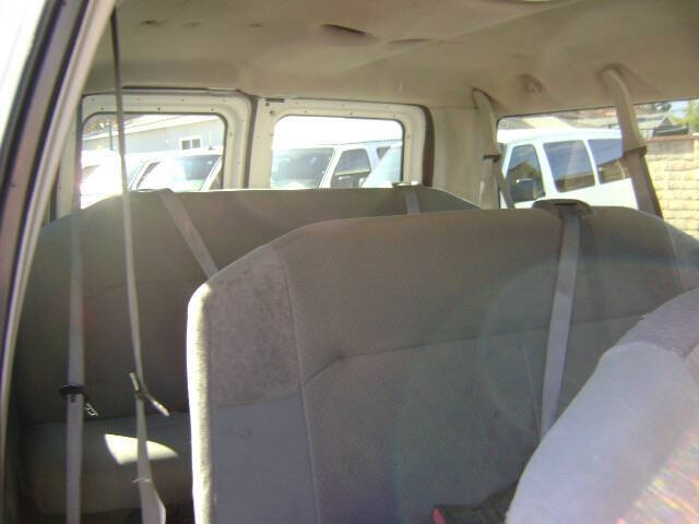 2009 Ford E-Series E-350 SD XL