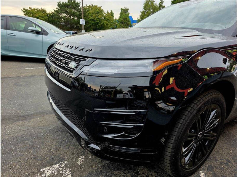 2026 Land Rover Range Rover Evoque P250 Dynamic SE