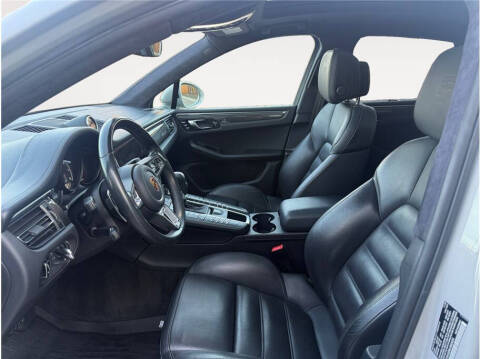 2021 Porsche Macan Turbo