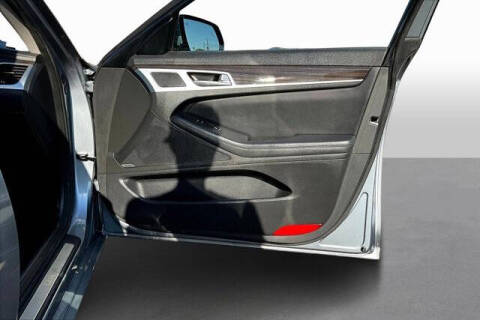 2015 Hyundai Genesis