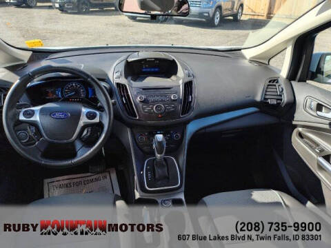 2017 Ford C-MAX Hybrid SE