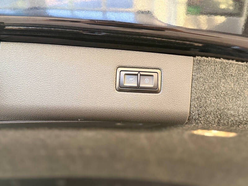 2019 Bentley Bentayga V8