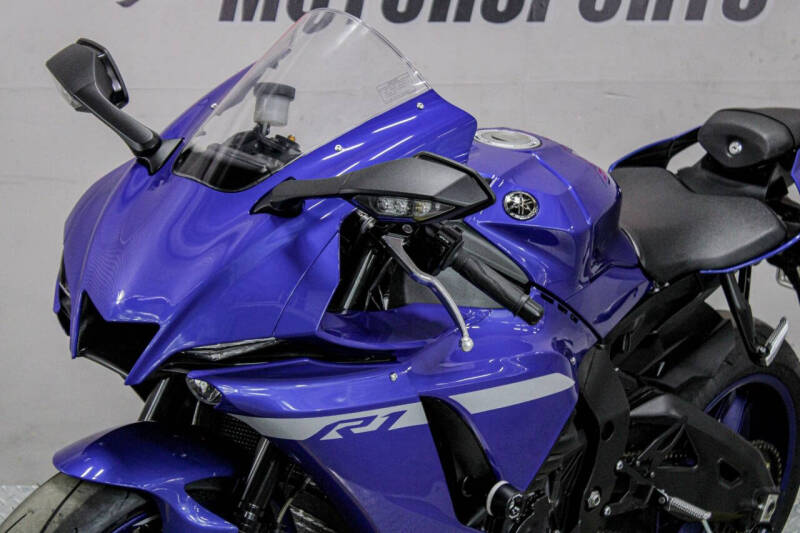 2020 Yamaha YZF-R1