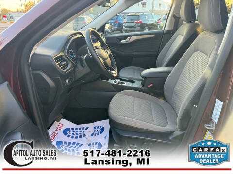 2021 Ford Escape Hybrid SE