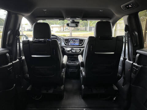 2021 Chrysler Pacifica Touring L