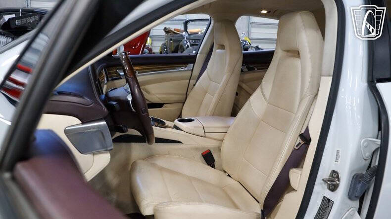 2013 Porsche Panamera