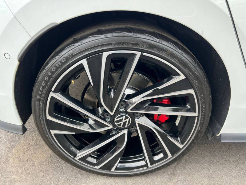 2023 Volkswagen Golf GTI Autobahn