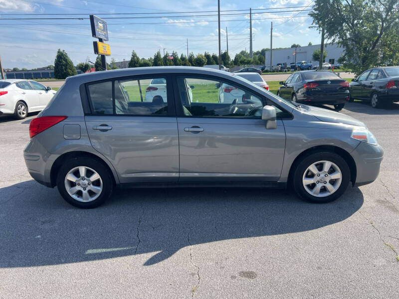 2012 Nissan Versa 1.8 S