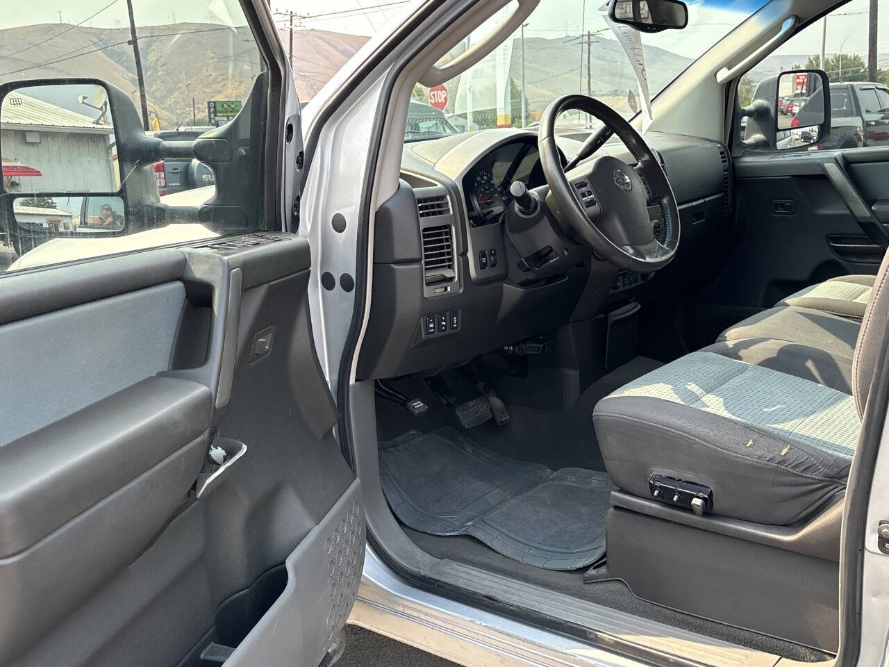 2005 Nissan Titan for sale at PIERCY MOTORS INC in Union Gap, WA