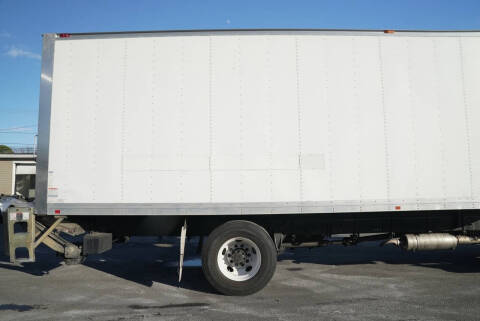 2015 Freightliner M2 106