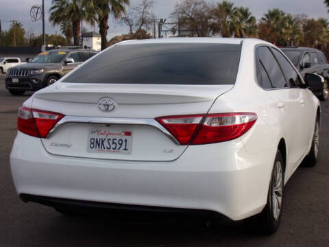 2017 Toyota Camry LE