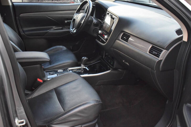 2020 Mitsubishi Outlander SEL