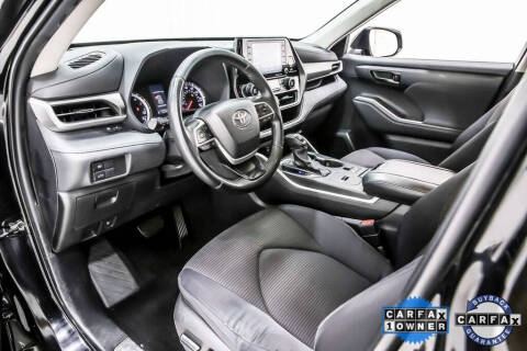 2022 Toyota Highlander LE