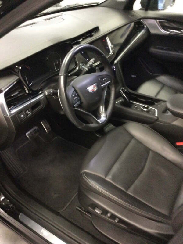 2020 Cadillac XT6 Sport