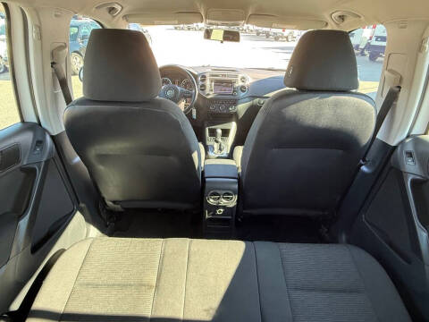 2015 Volkswagen Tiguan S