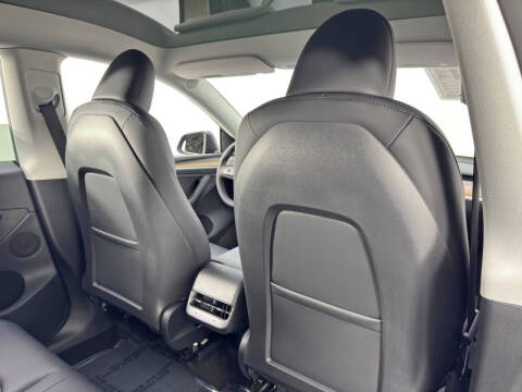 2024 Tesla Model Y Performance