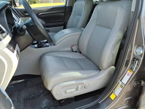 2016 Toyota Highlander