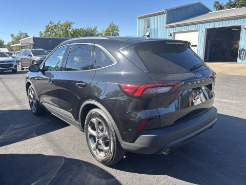 2025 Ford Escape ST-Line