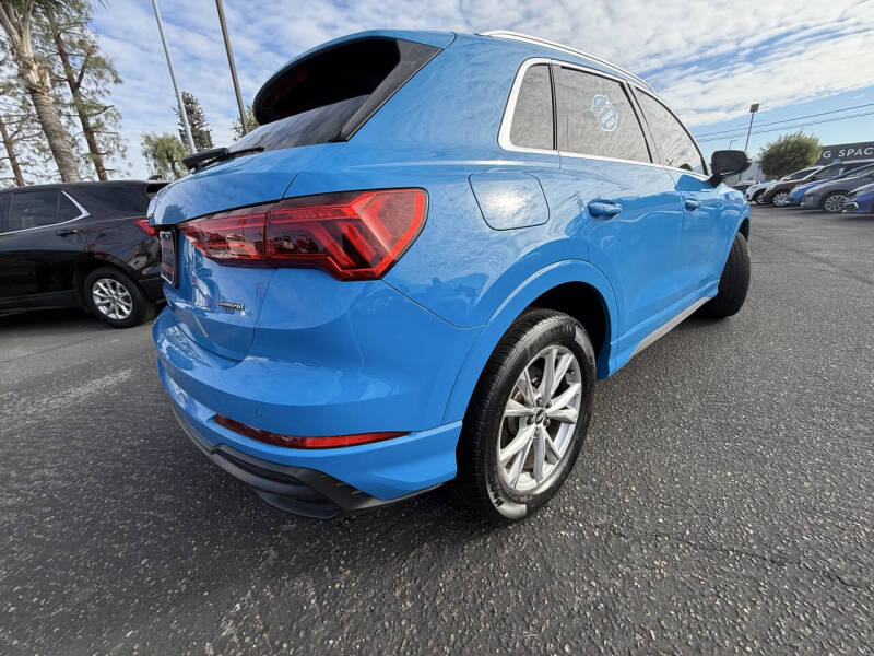 2022 Audi Q3 quattro S line Premium 45 TFSI