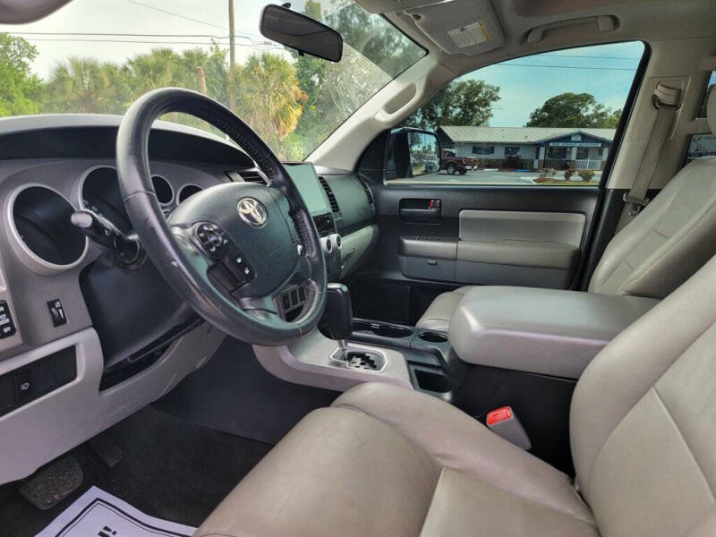 2012 Toyota Sequoia SR5