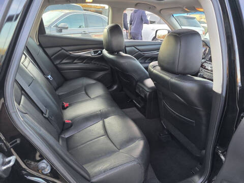 2011 Infiniti M37