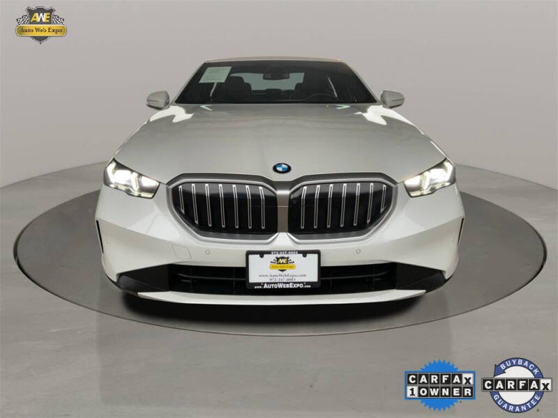 2025 BMW 5 Series 530i