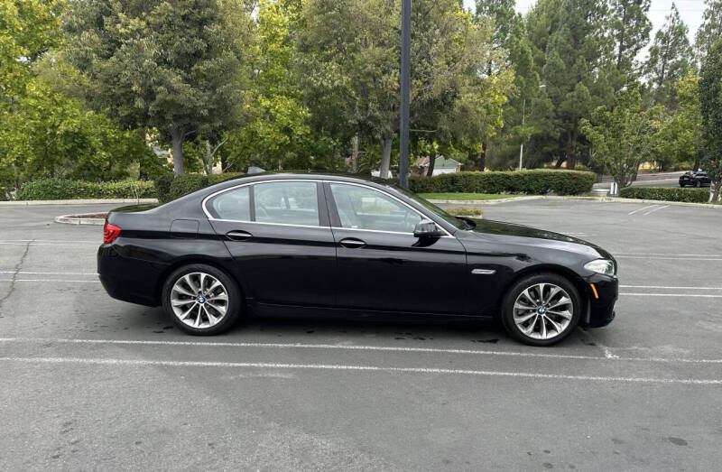 2016 BMW 5 Series 528i