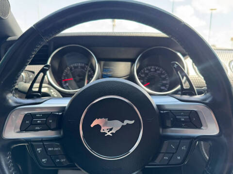 2020 Ford Mustang