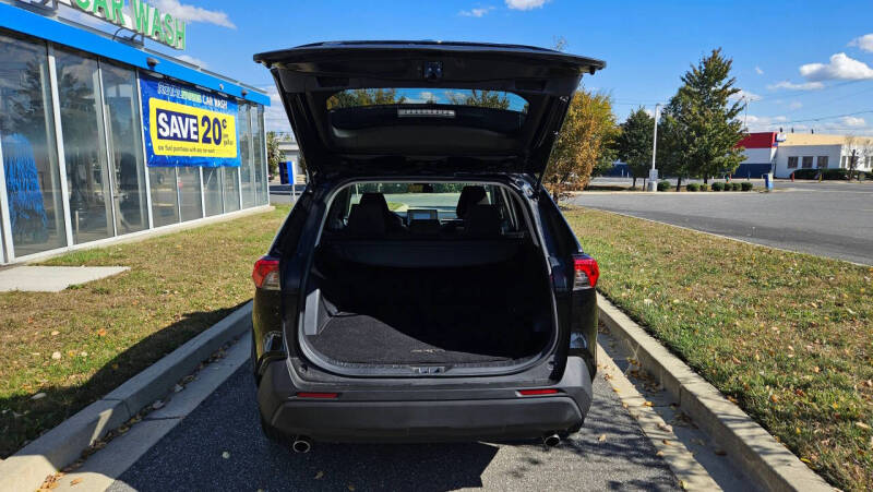 2021 Toyota RAV4 Hybrid LE