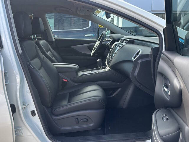 2023 Nissan Murano SV