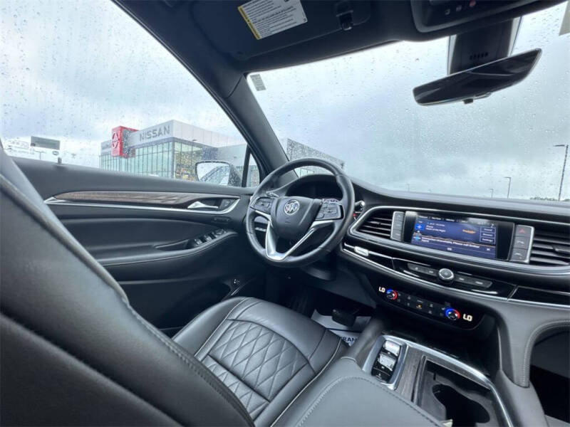 2022 Buick Enclave Avenir