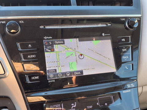 2017 Toyota Prius v Three