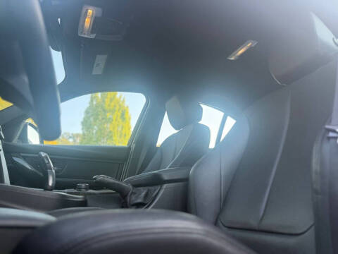 2015 BMW 3 Series 320i xDrive