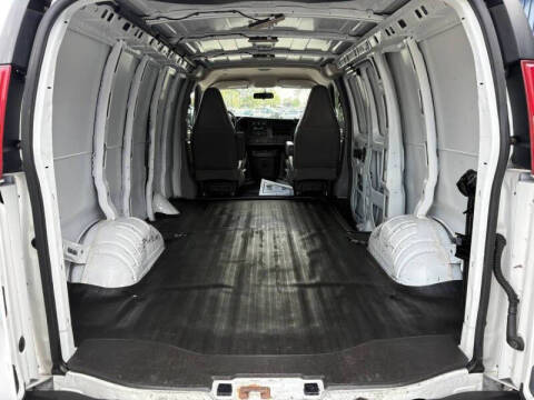 2017 Chevrolet Express 2500