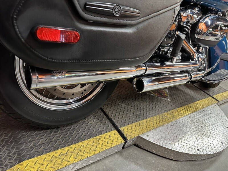 2021 Harley-Davidson FLHC - Heritage Classic