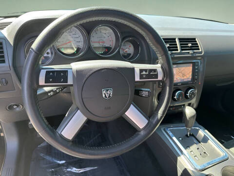 2008 Dodge Challenger SRT8