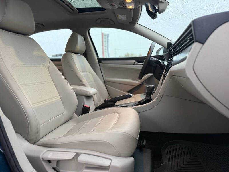 2022 Volkswagen Passat SE