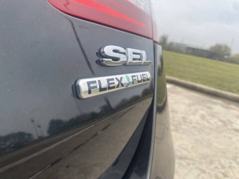 2014 Ford Taurus SEL