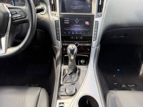 2022 Infiniti Q50 Luxe