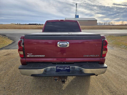 2004 Chevrolet Silverado 2500HD LS