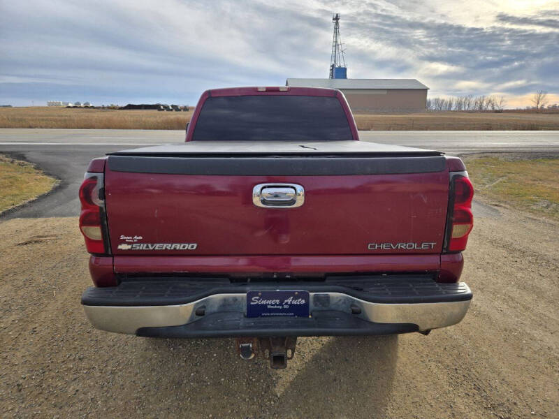 2004 Chevrolet Silverado 2500HD LS