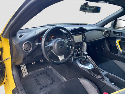 2017 Subaru BRZ Series.Yellow