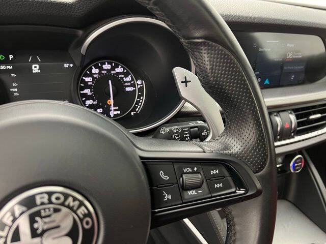 2023 Alfa Romeo Stelvio Veloce