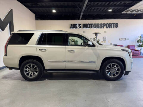 2015 Cadillac Escalade Luxury