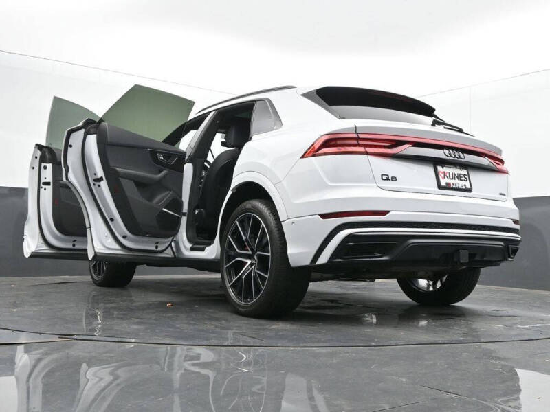 2022 Audi Q8 quattro Premium Plus 55 TFSI