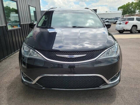 2018 Chrysler Pacifica Touring L Plus