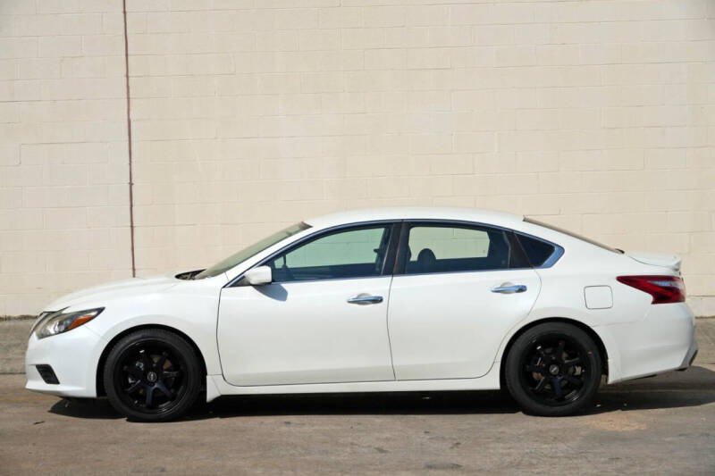 2016 Nissan Altima 2.5 SR
