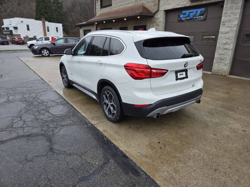 2017 BMW X1 28i photo 6