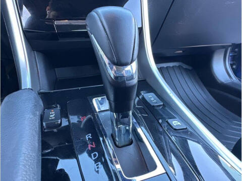 2017 Honda Accord Hybrid Touring