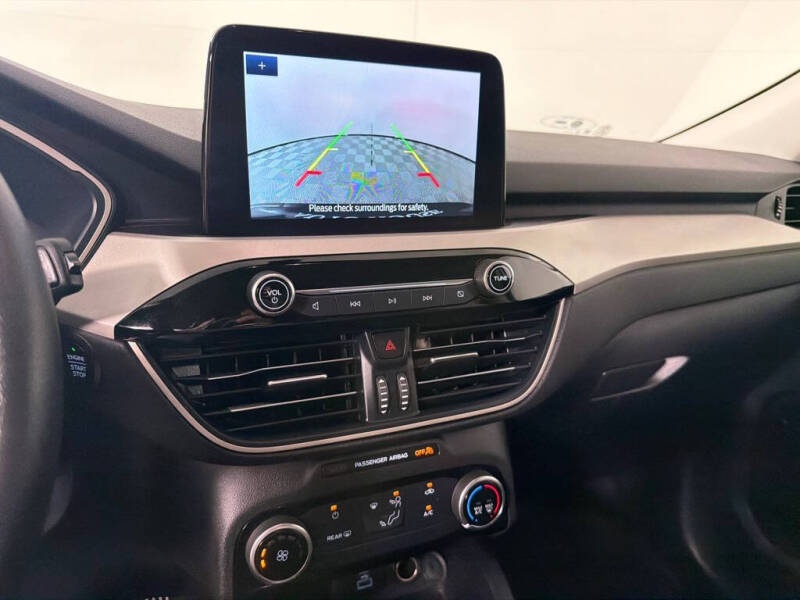 2022 Ford Escape SE